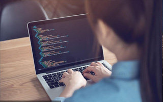 玉林 api php源码,下载的php源码怎么运行呢？